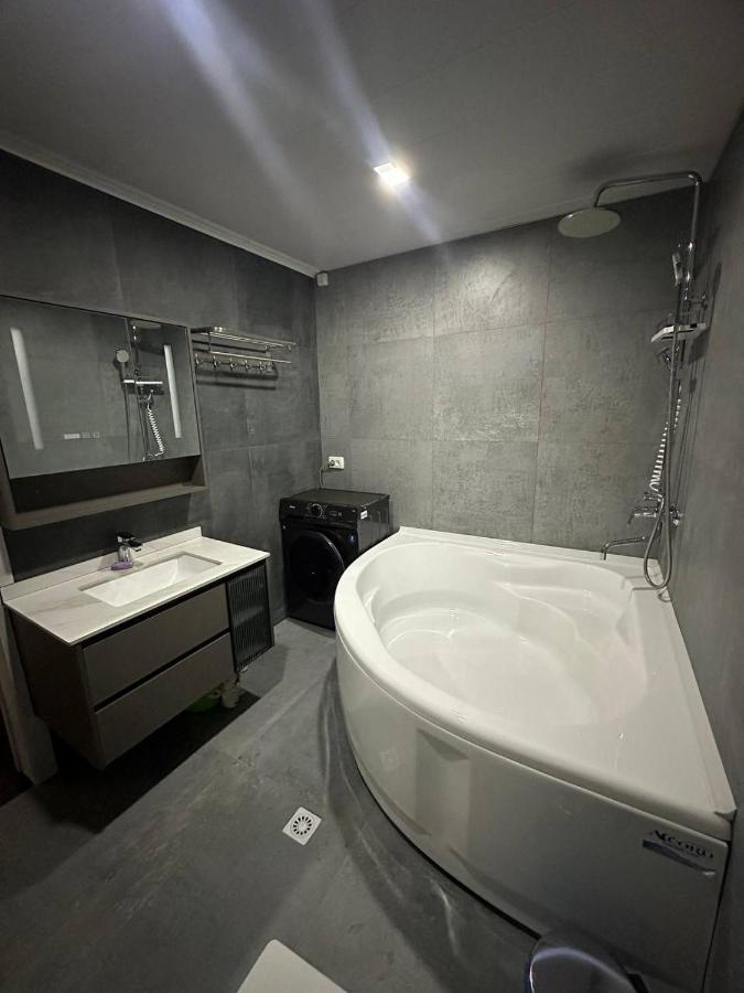 Modern Dream Apartment Szamarkand Kültér fotó